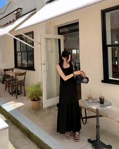 方領鏤空背心連身裙