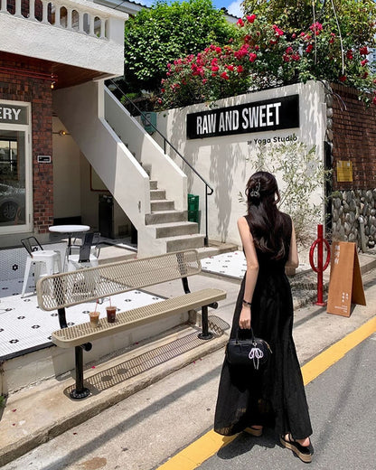 方領鏤空背心連身裙