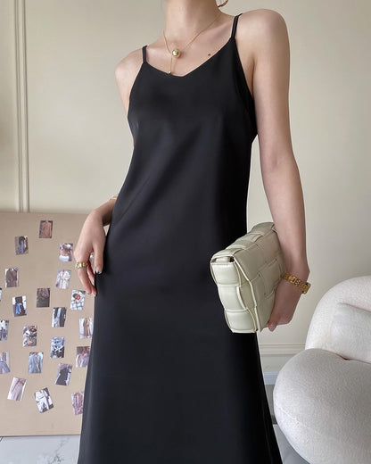 V領吊帶連身裙