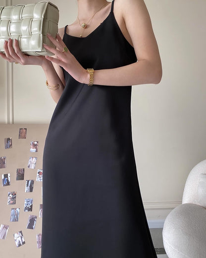 V領吊帶連身裙