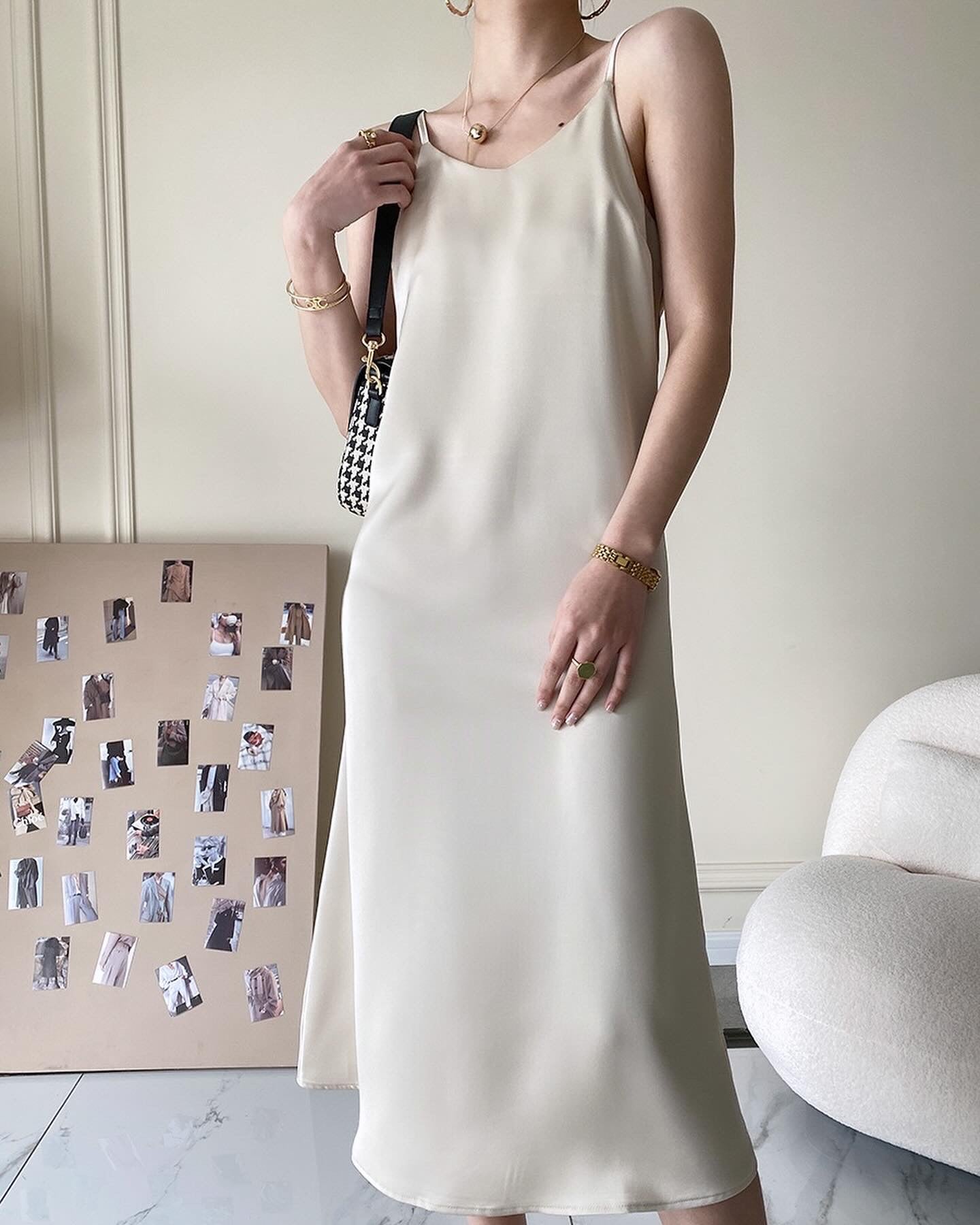 V領吊帶連身裙