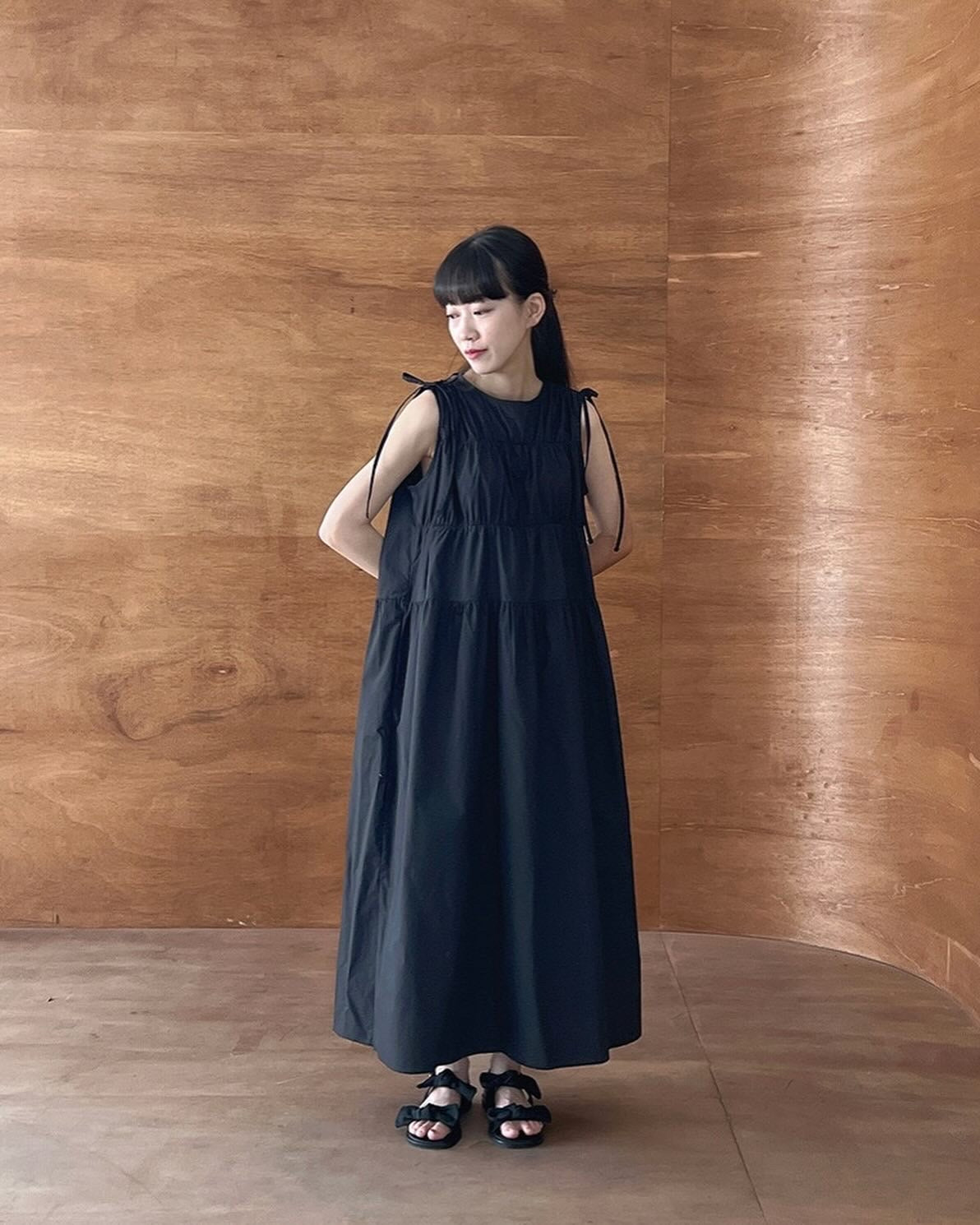 Loose-Fit Long Dress with Bow