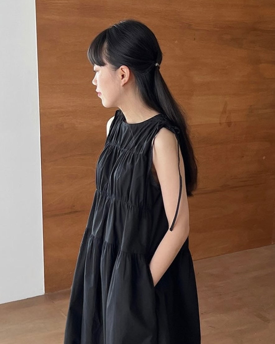 Loose-Fit Long Dress with Bow