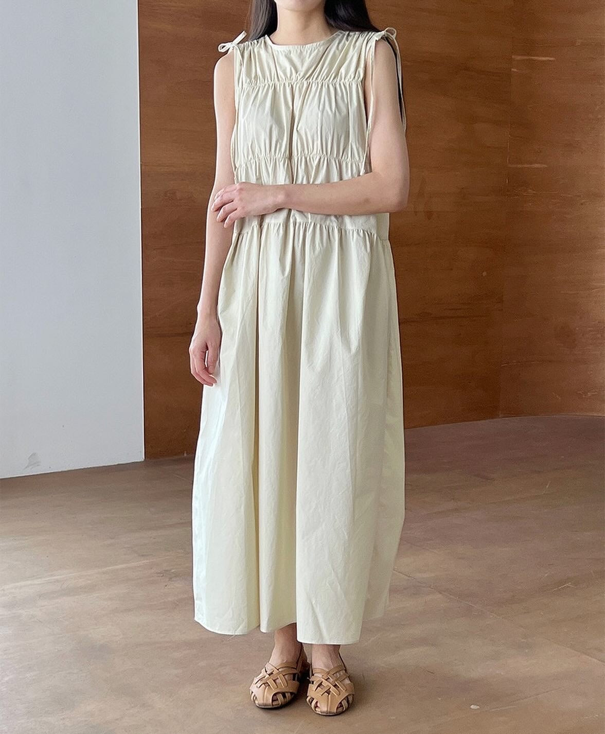 Loose-Fit Long Dress with Bow