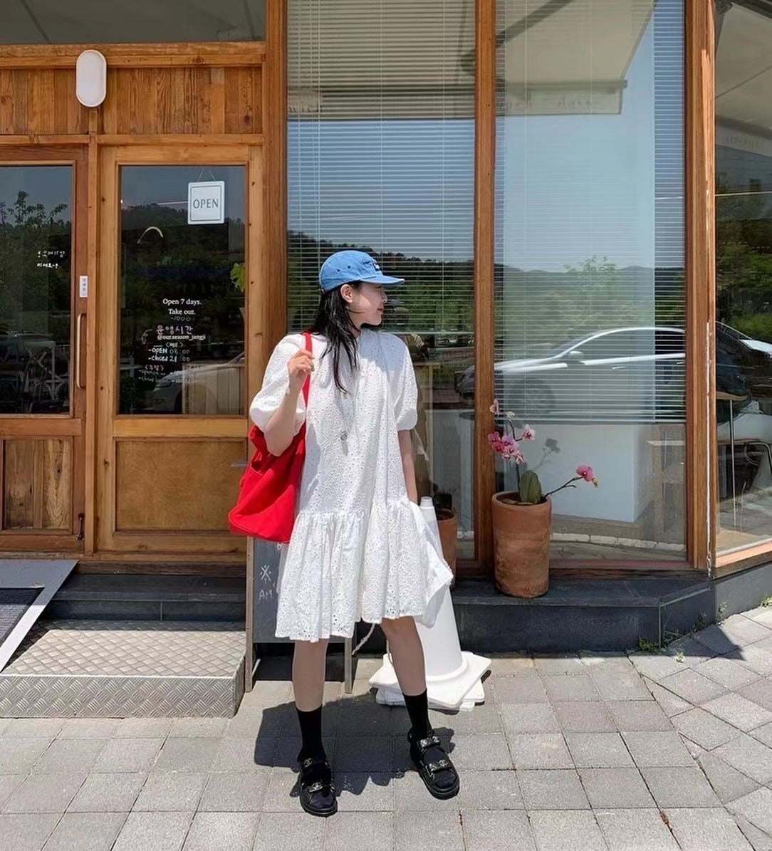 寬鬆泡泡袖連身裙