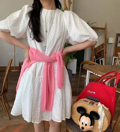 寬鬆泡泡袖連身裙