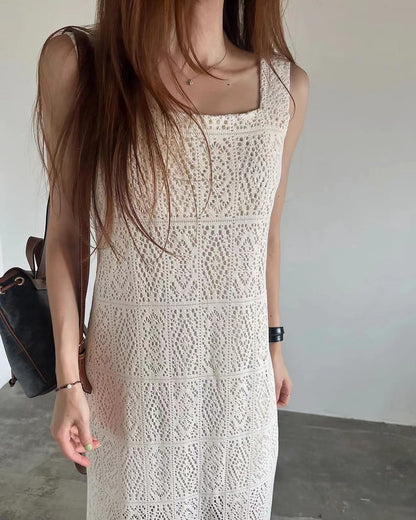 方領鏤空背心長裙