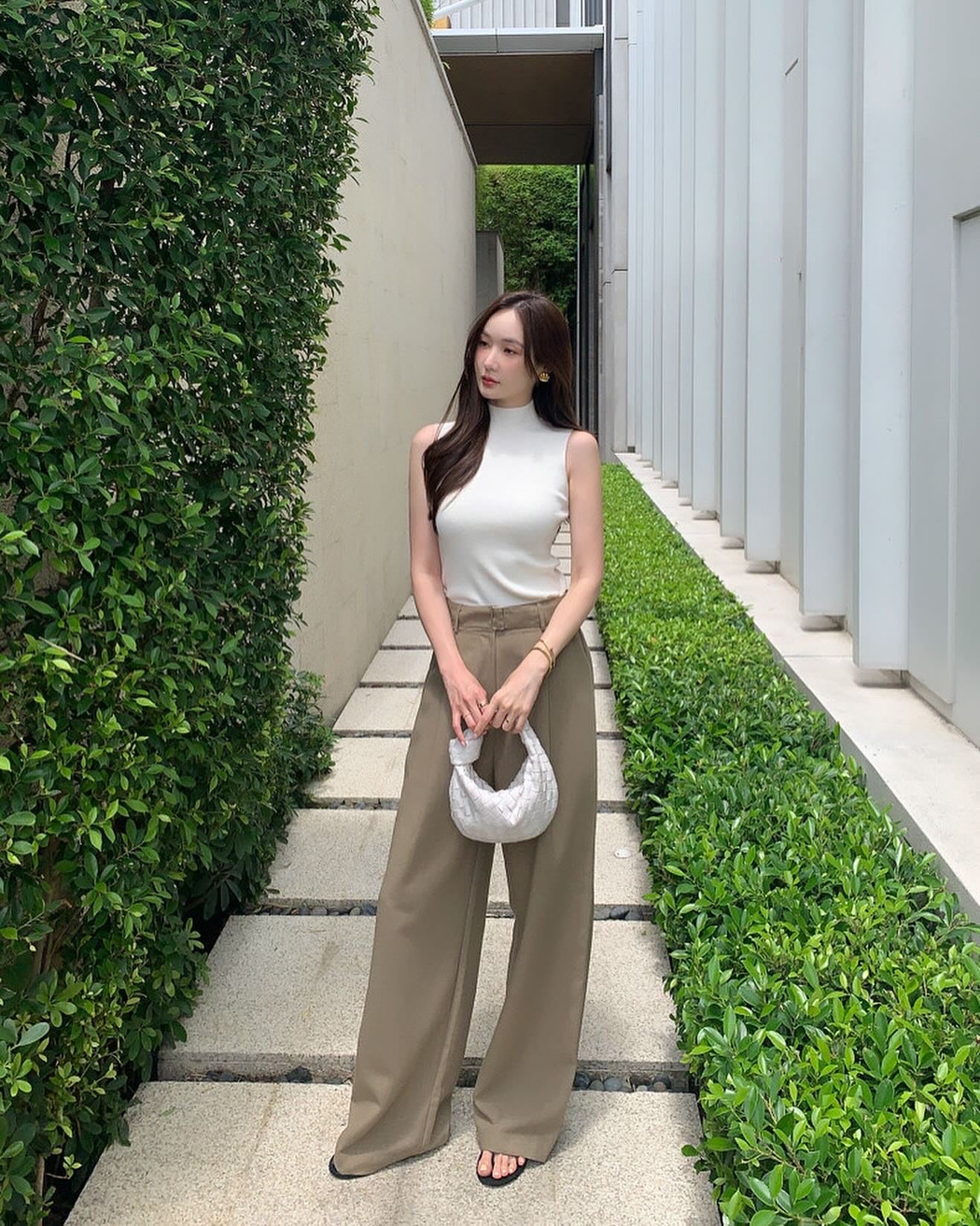 Turtleneck Knitted Vest