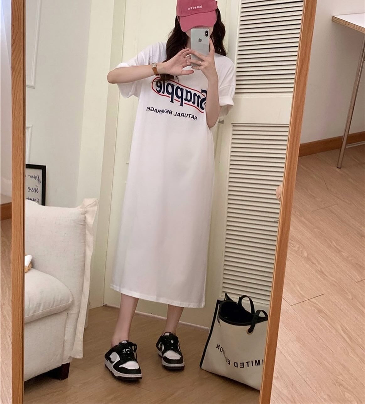 ショートスリーブラウンドネックゆったりワンピース