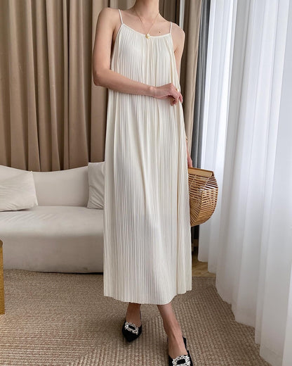 風琴摺吊帶裙