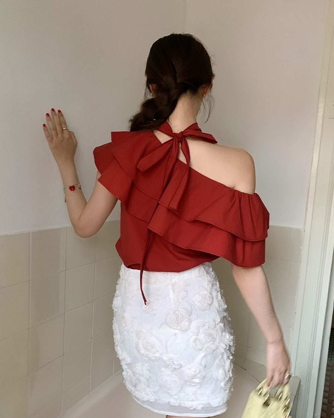 Double-Layer Ruffle One-Shoulder Top
