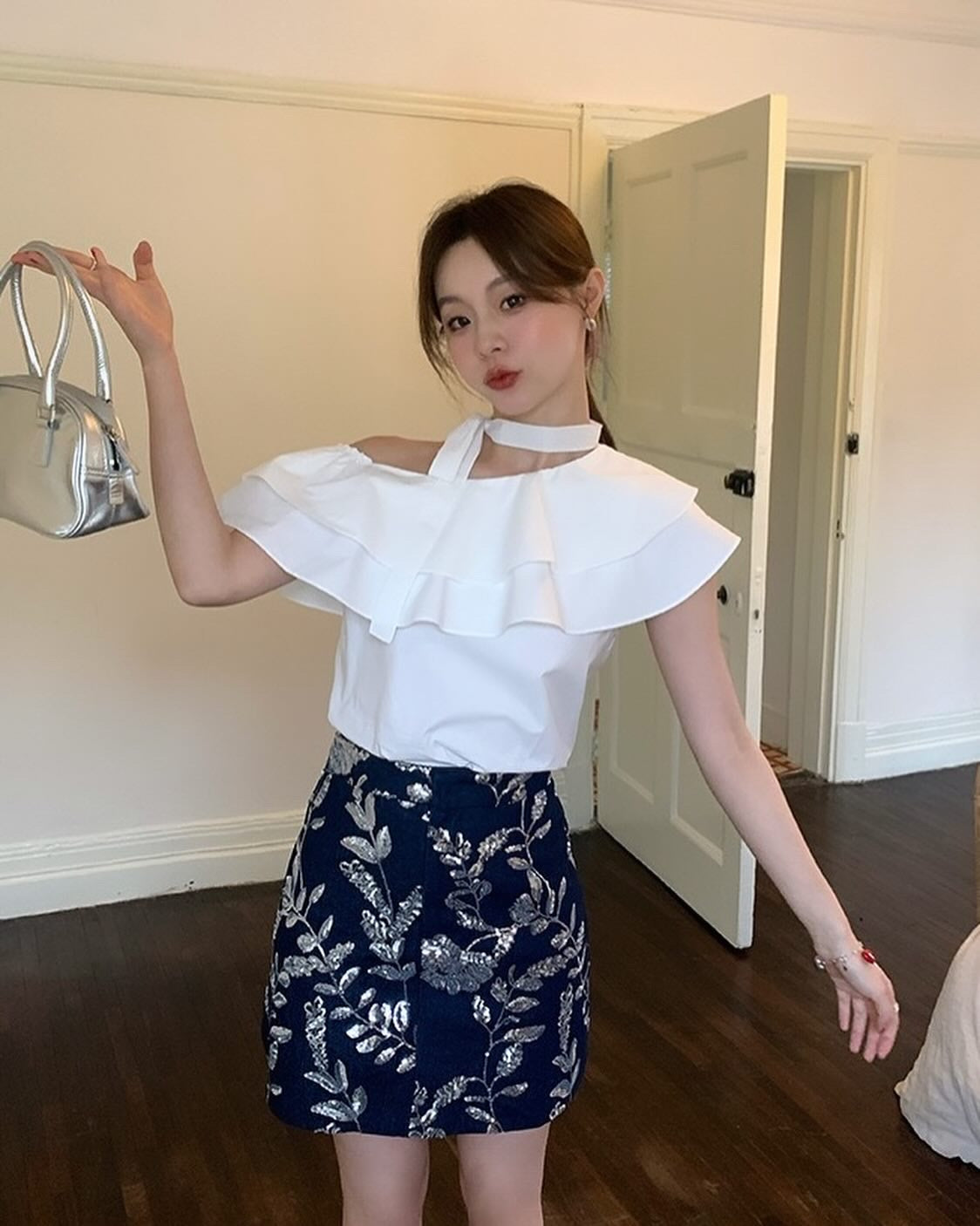 Double-Layer Ruffle One-Shoulder Top