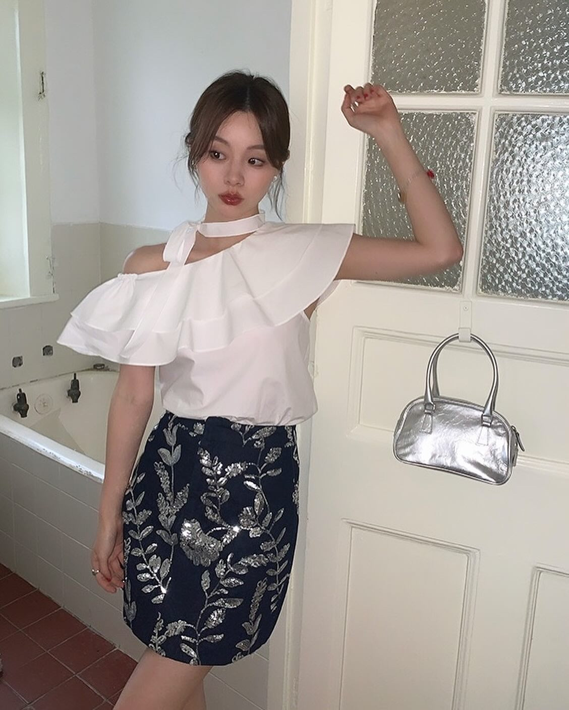 Double-Layer Ruffle One-Shoulder Top