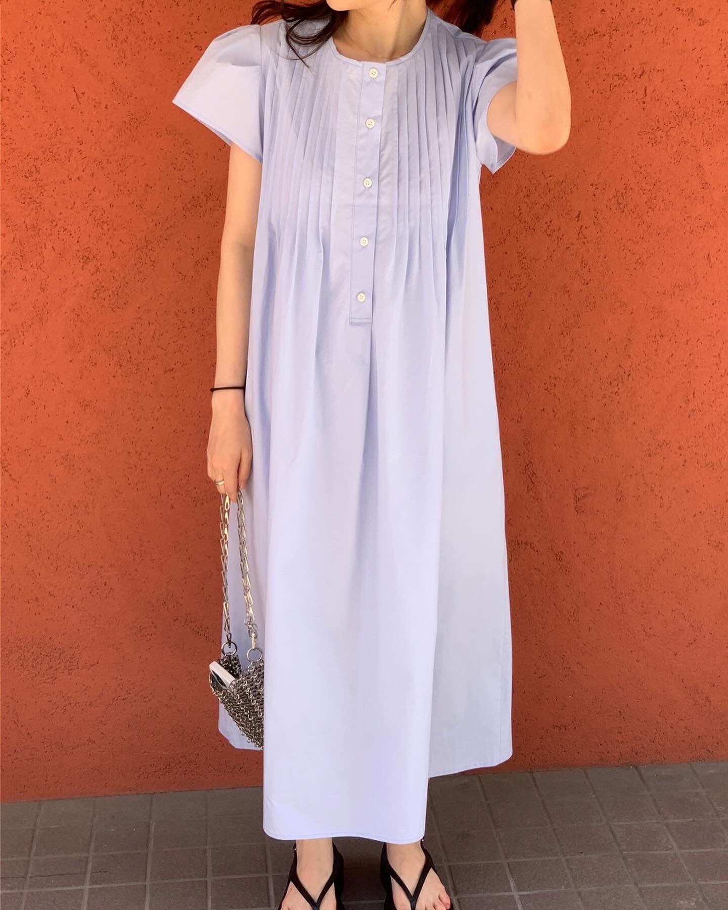 韓系圓領壓褶寬鬆裙