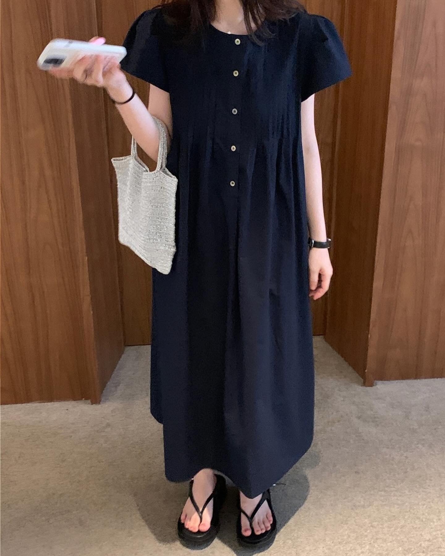 韓系圓領壓褶寬鬆裙