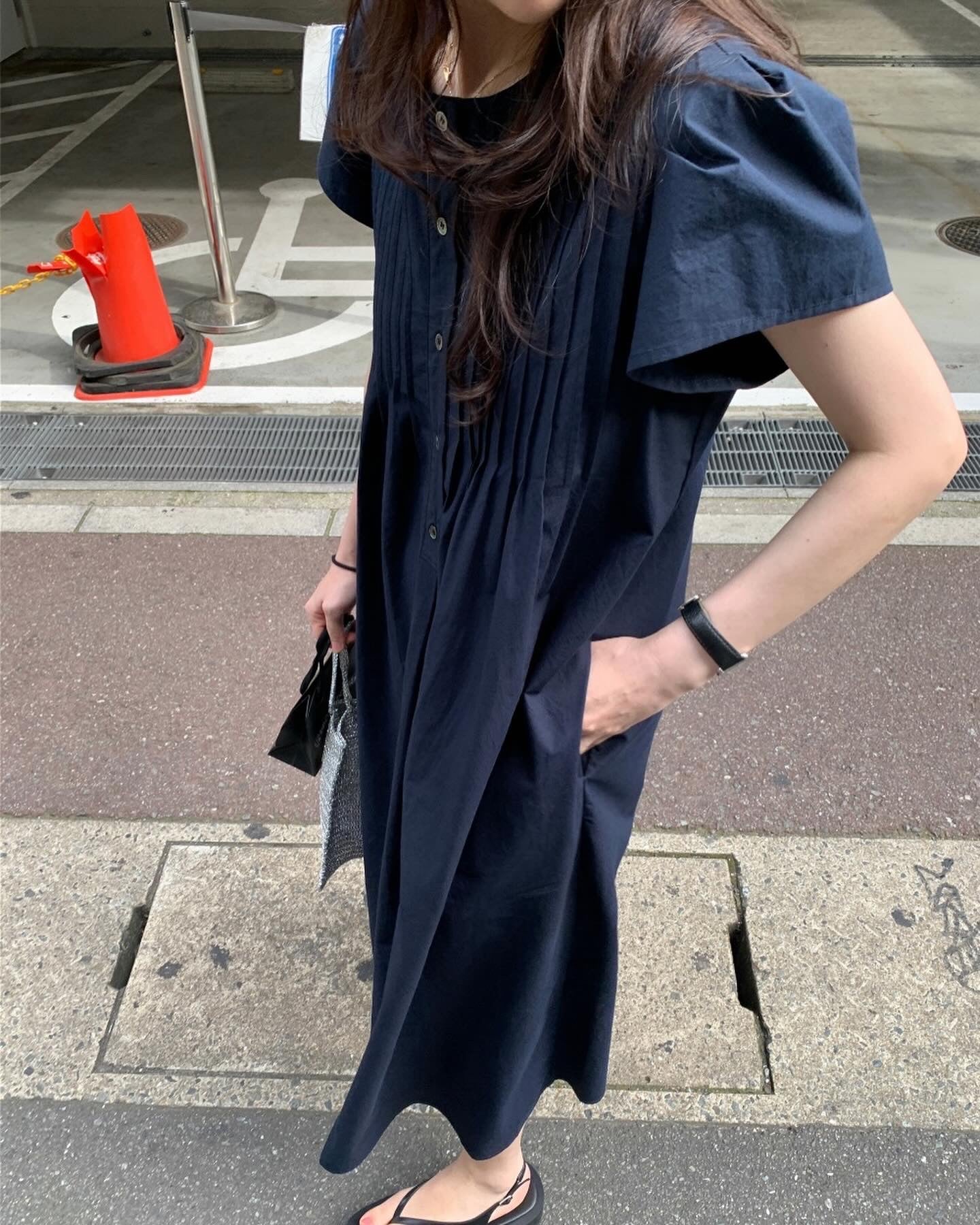 韓系圓領壓褶寬鬆裙