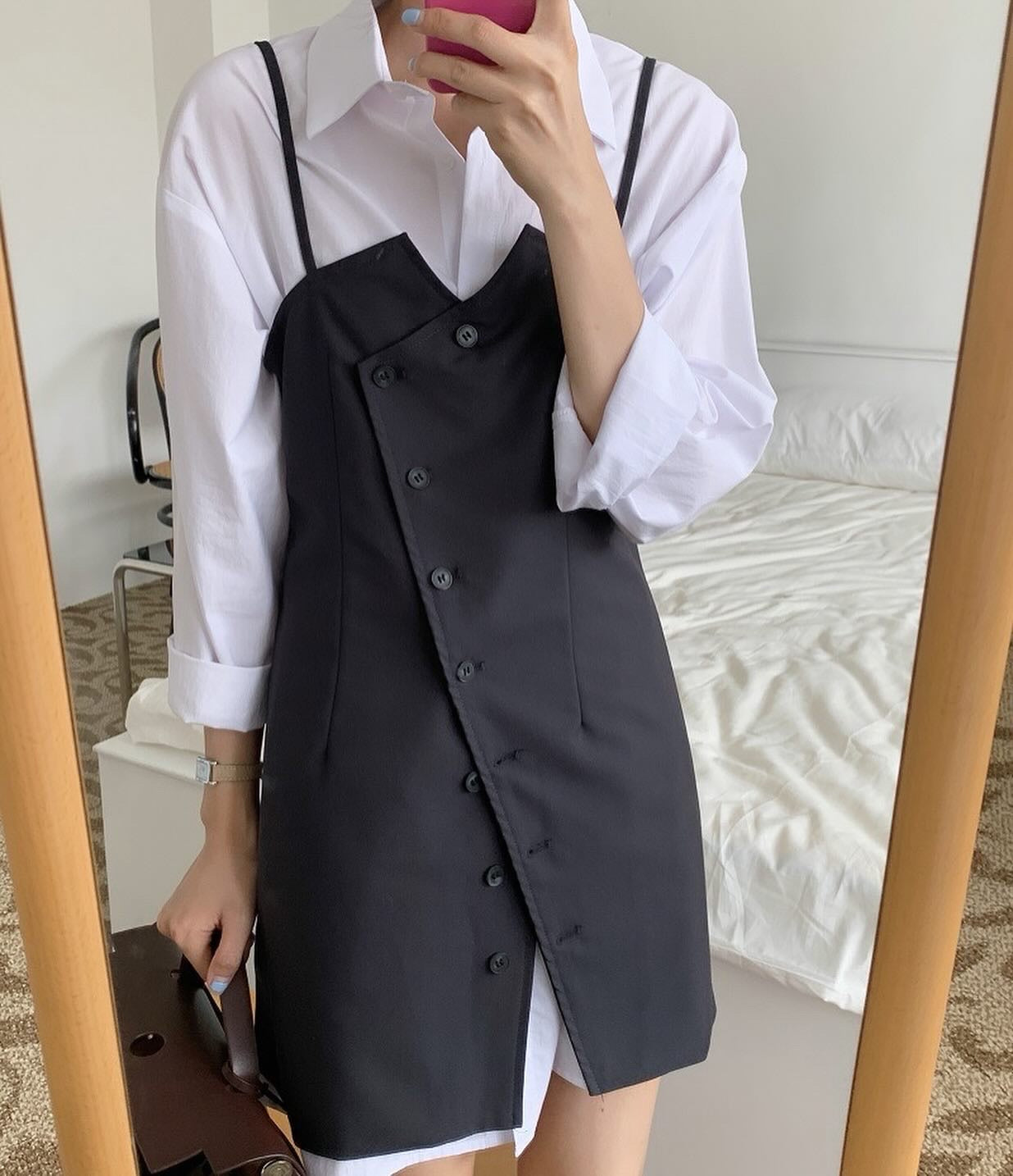 シャツ+不規則ボタンデザインスリットキャミソールドレス