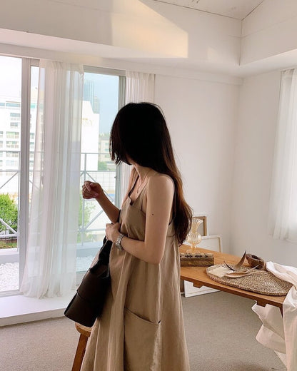 方領粗帶連身裙