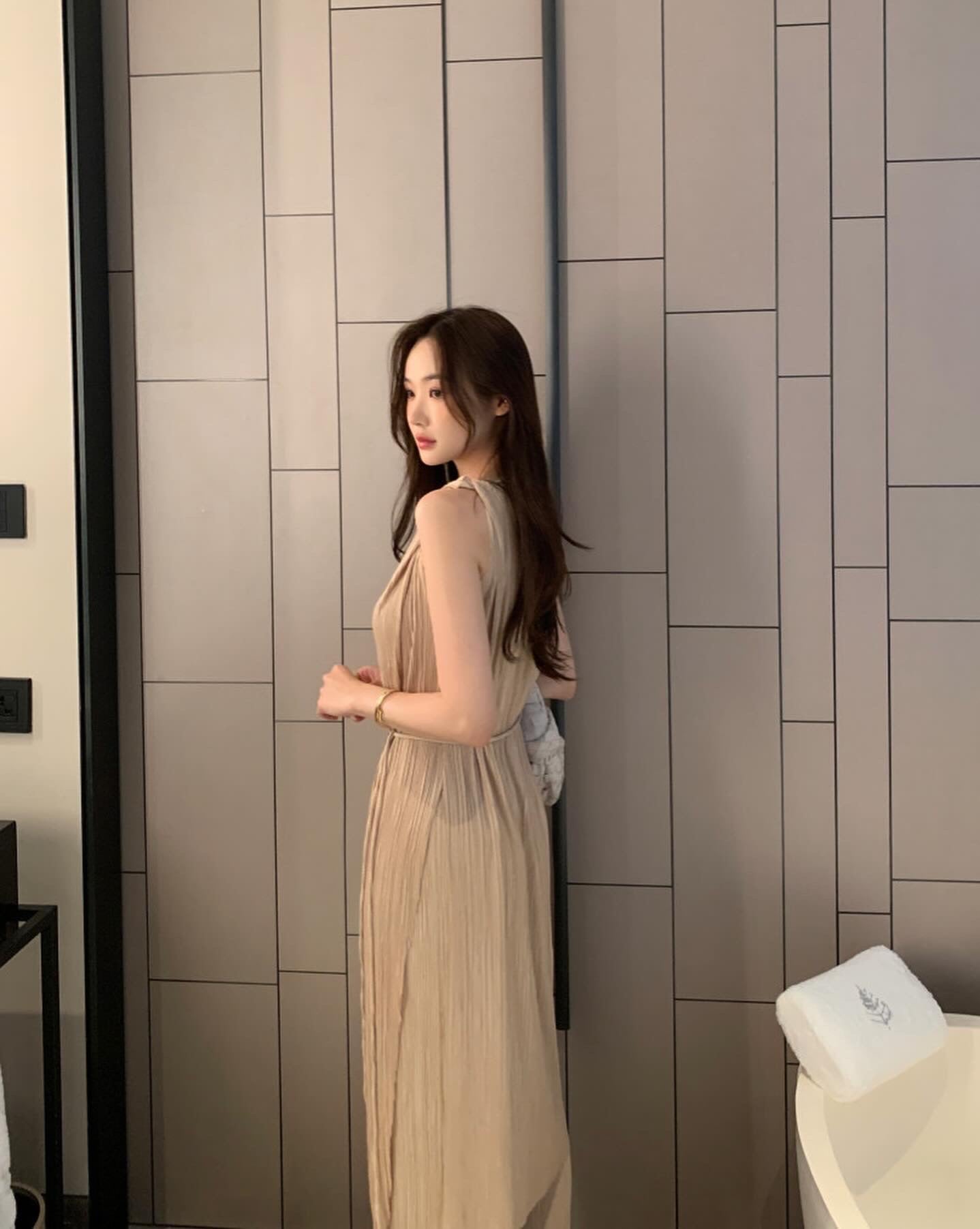 皺摺長款扭結背心+休閒長褲套裝