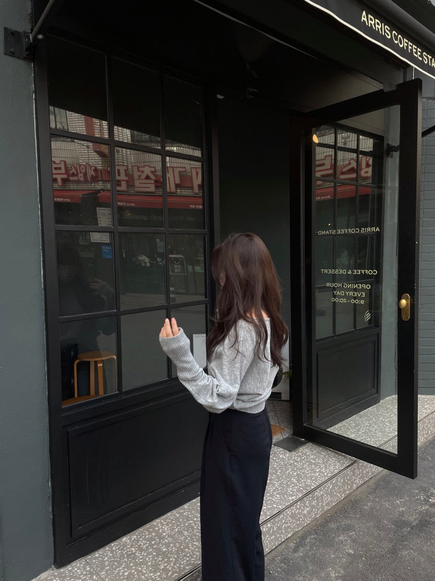 ニット斜めネックオフショルダートップス