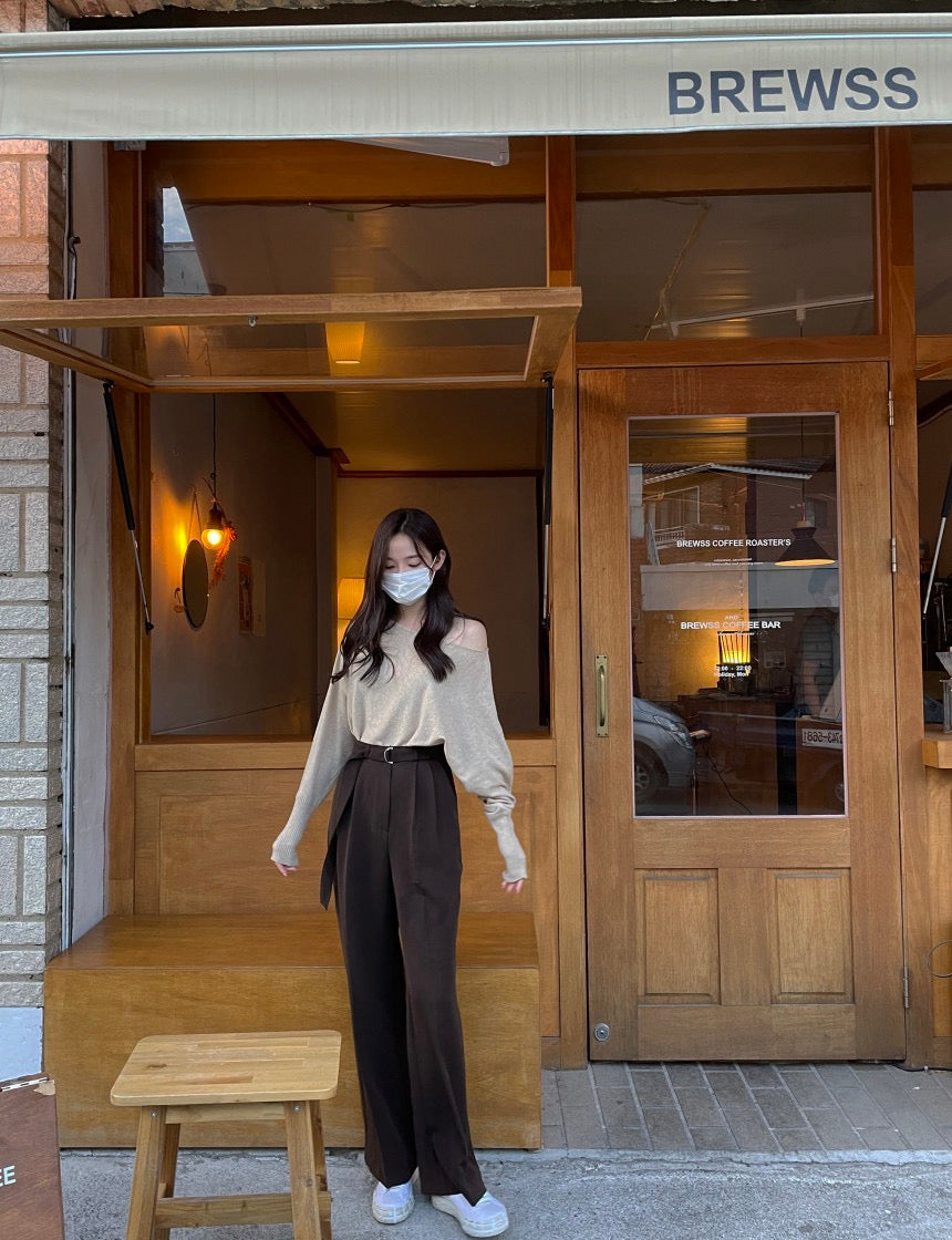 ニット斜めネックオフショルダートップス