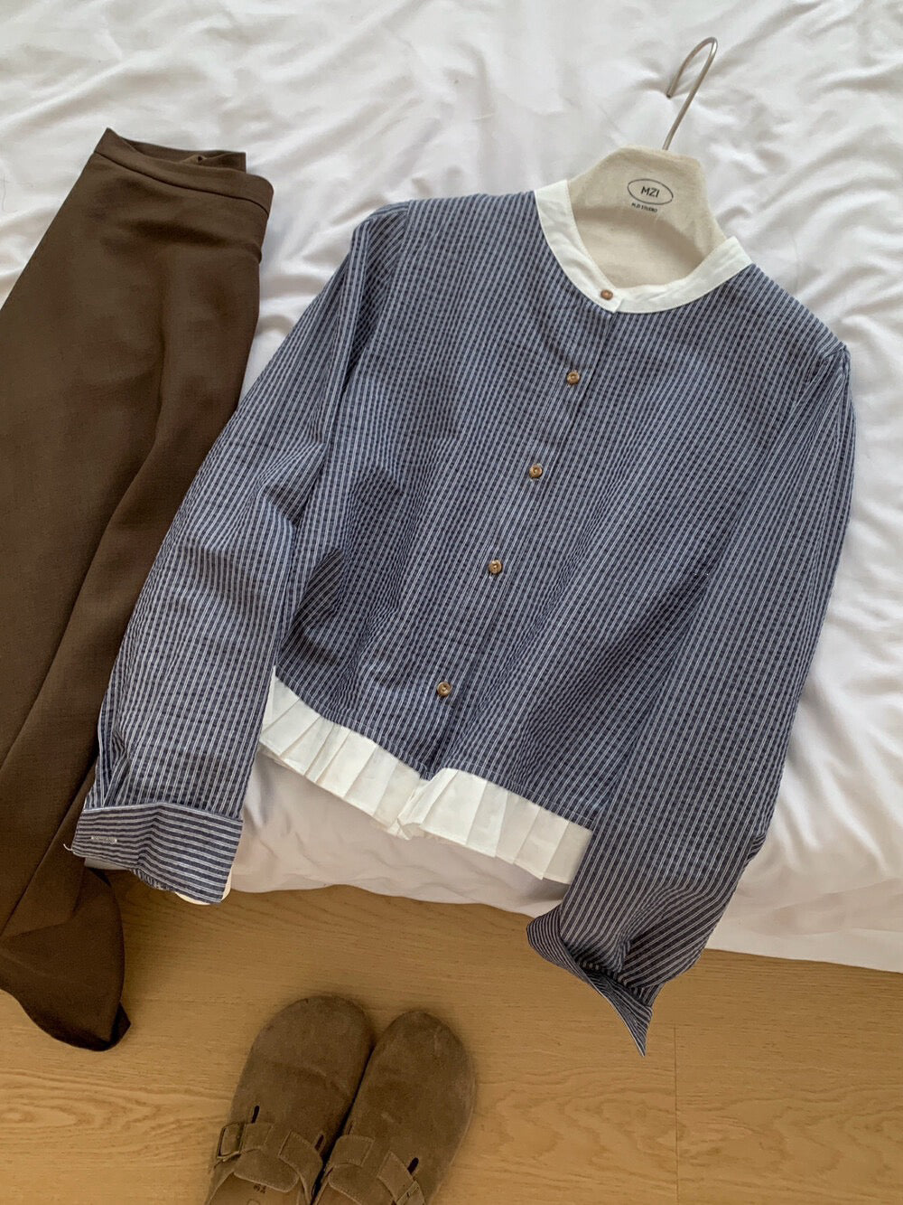 條紋撞色拼接恤衫