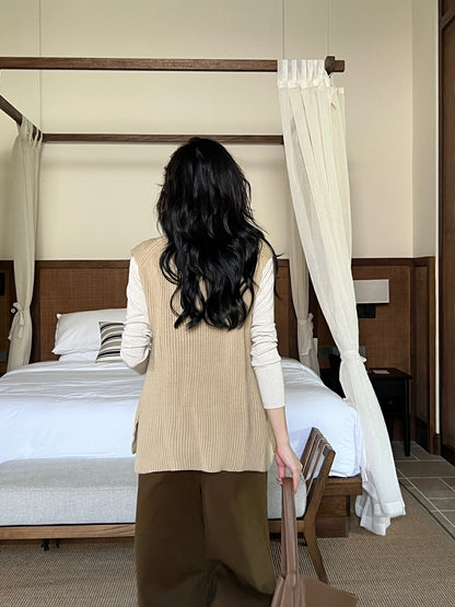 スリット付きベルトウエストニットベスト