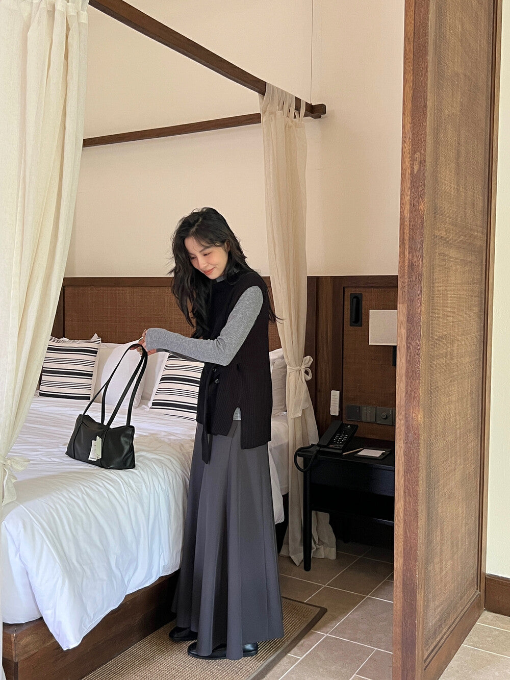 スリット付きベルトウエストニットベスト