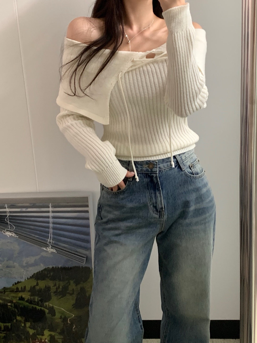 Off-the-shoulder Tie Slim-fit Top