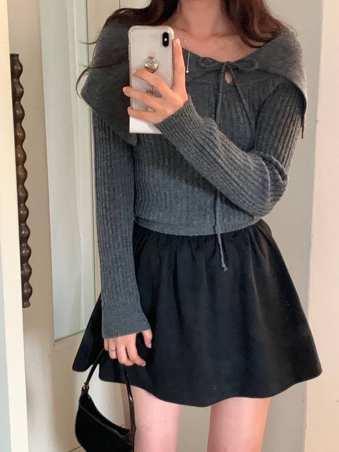 Off-the-shoulder Tie Slim-fit Top