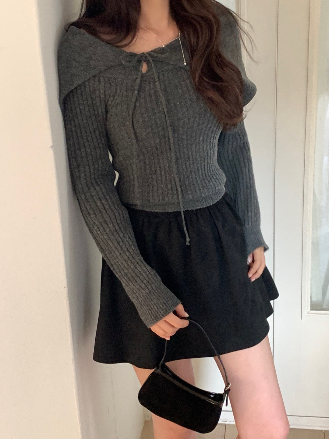 Off-the-shoulder Tie Slim-fit Top