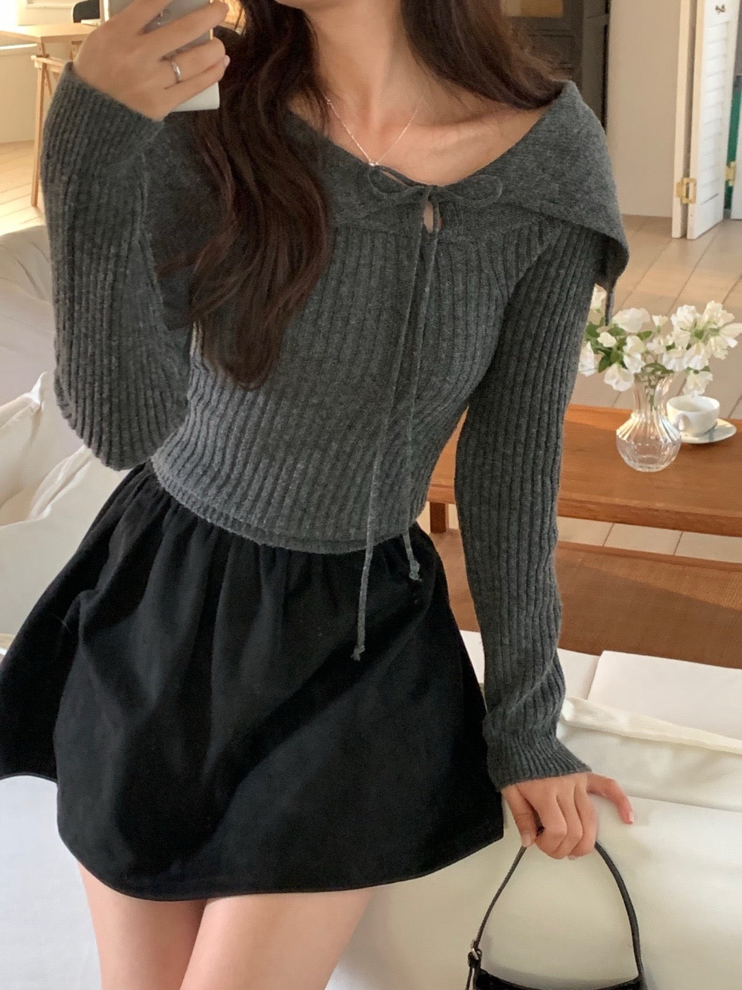 Off-the-shoulder Tie Slim-fit Top