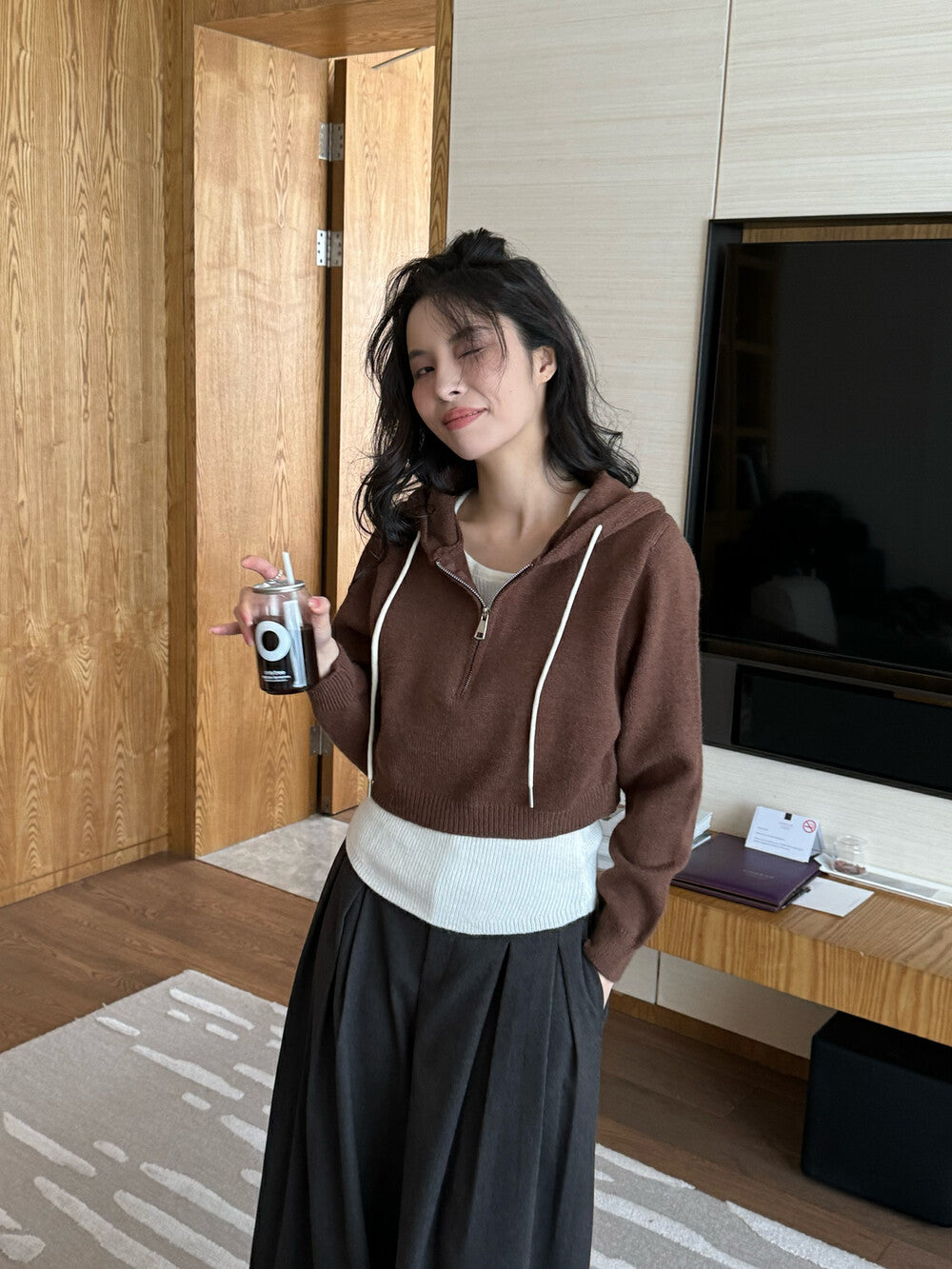 半拉鏈連帽毛衣+吊帶背心set