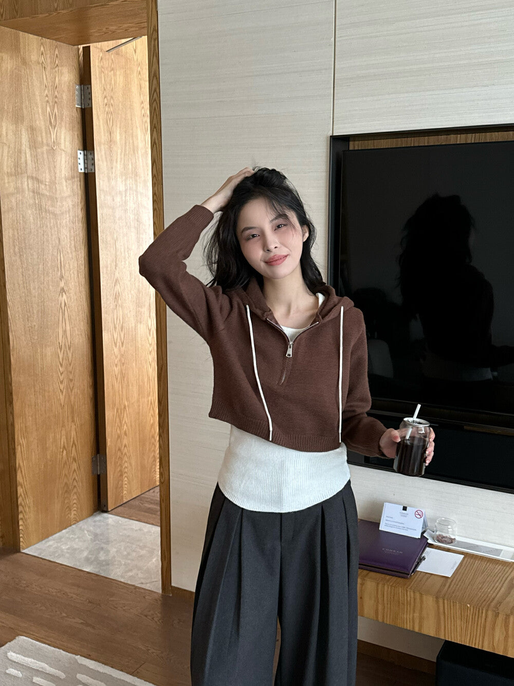 半拉鏈連帽毛衣+吊帶背心set