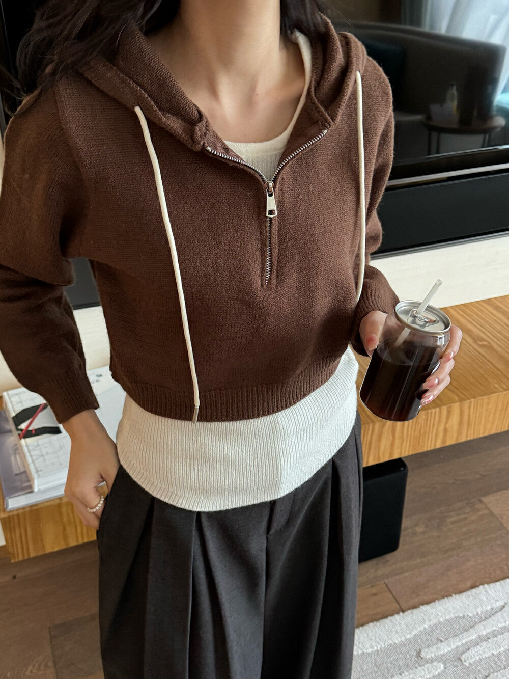 半拉鏈連帽毛衣+吊帶背心set