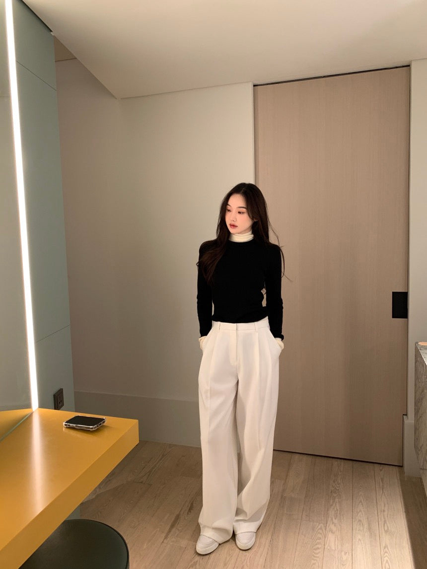 タートルネック配色ニットトップ