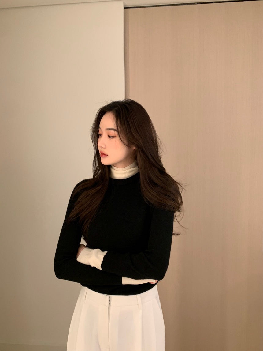 タートルネック配色ニットトップ