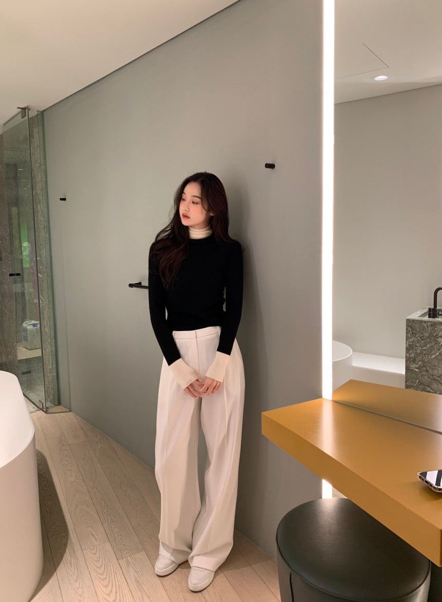 タートルネック配色ニットトップ