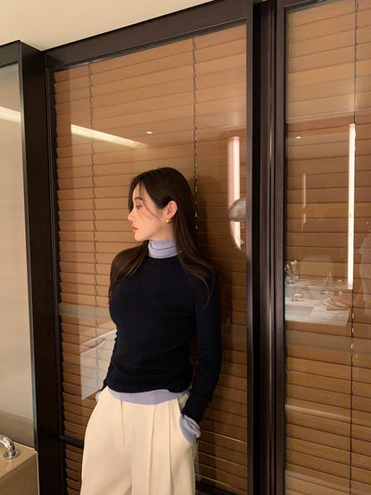 タートルネック配色ニットトップ