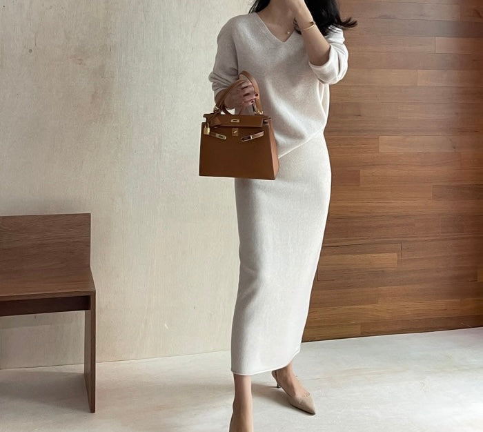 柔らかい長袖ニットセーター+ハイウエストタイトスカートセット