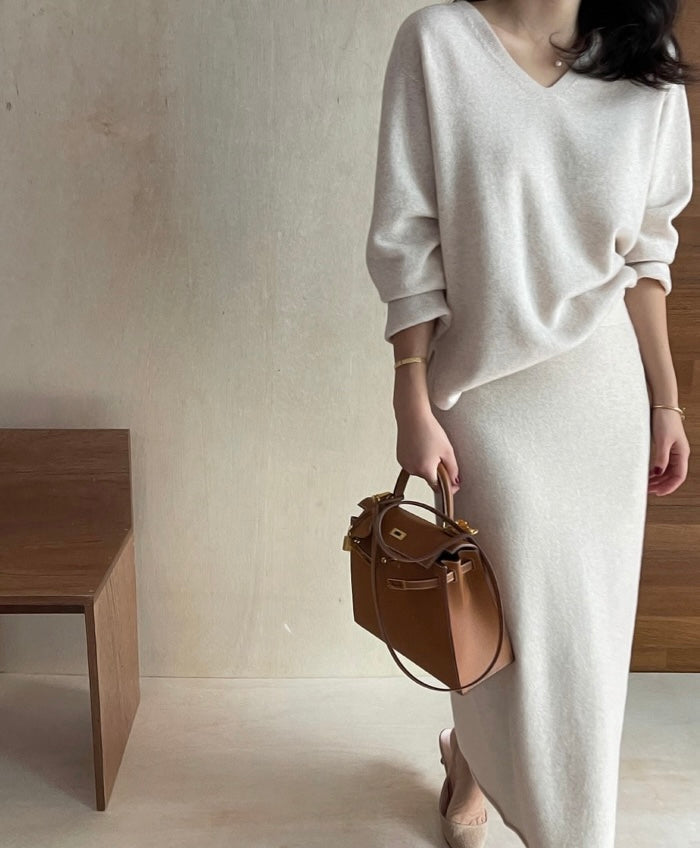 柔らかい長袖ニットセーター+ハイウエストタイトスカートセット