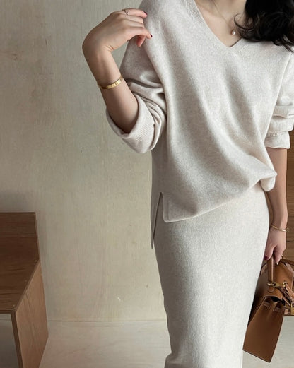 柔らかい長袖ニットセーター+ハイウエストタイトスカートセット