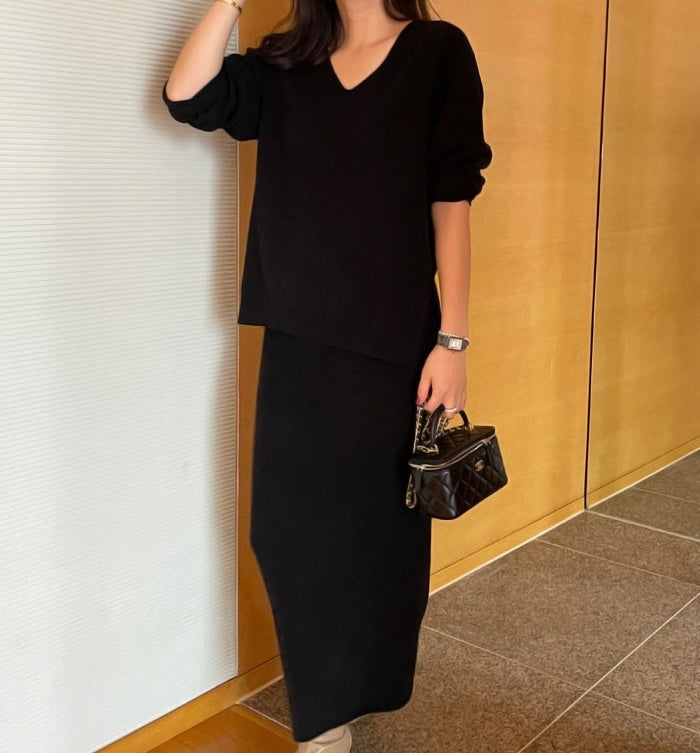 柔らかい長袖ニットセーター+ハイウエストタイトスカートセット