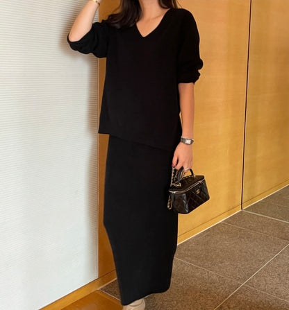 柔らかい長袖ニットセーター+ハイウエストタイトスカートセット