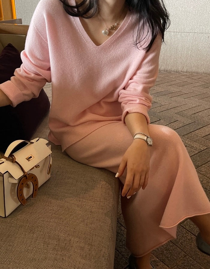 柔らかい長袖ニットセーター+ハイウエストタイトスカートセット