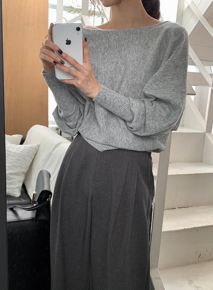 一字領燈籠袖針織top