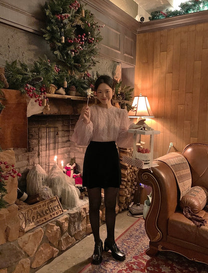 蕾絲花邊泡泡袖恤衫