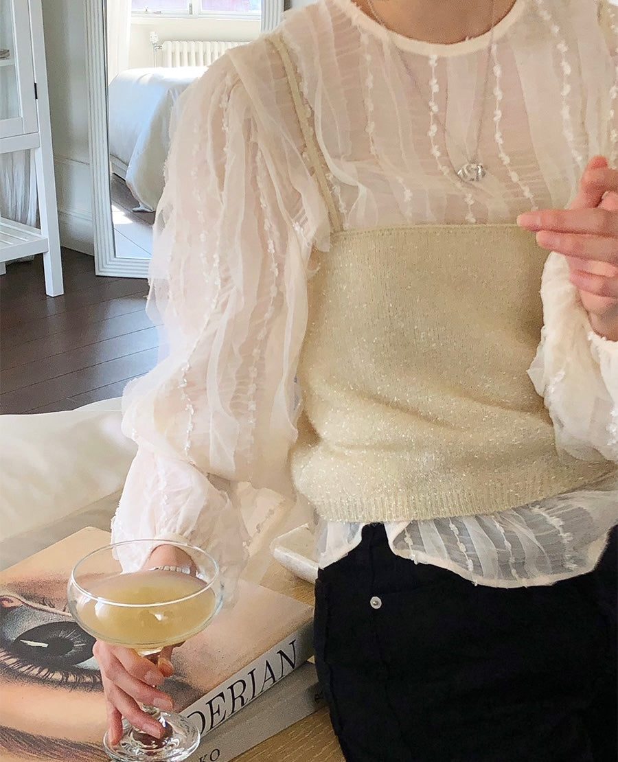 蕾絲花邊泡泡袖恤衫