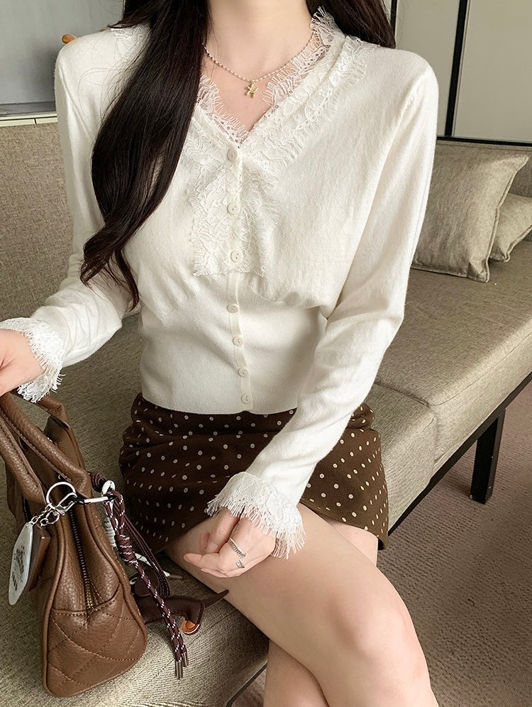 レース切り替えVネックニットトップス