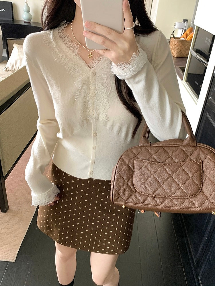 レース切り替えVネックニットトップス